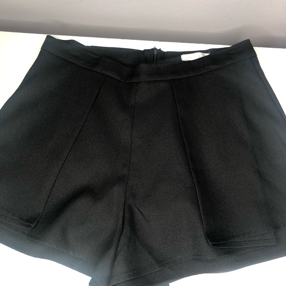 Luxxel Womens Black Dress Shorts Large - Picture 3 of 8